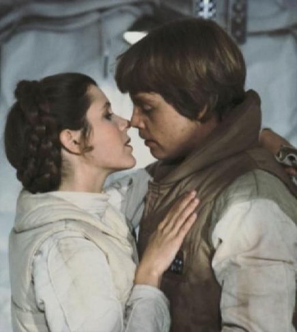 I particularly liked the way romance between Luke and Leia 